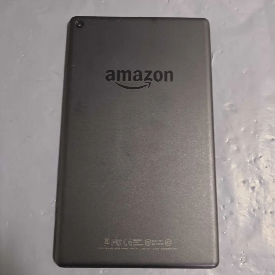 UNBOXED AMAZON KINDLE FIRE HD 8 IN BLACK - SX034QT