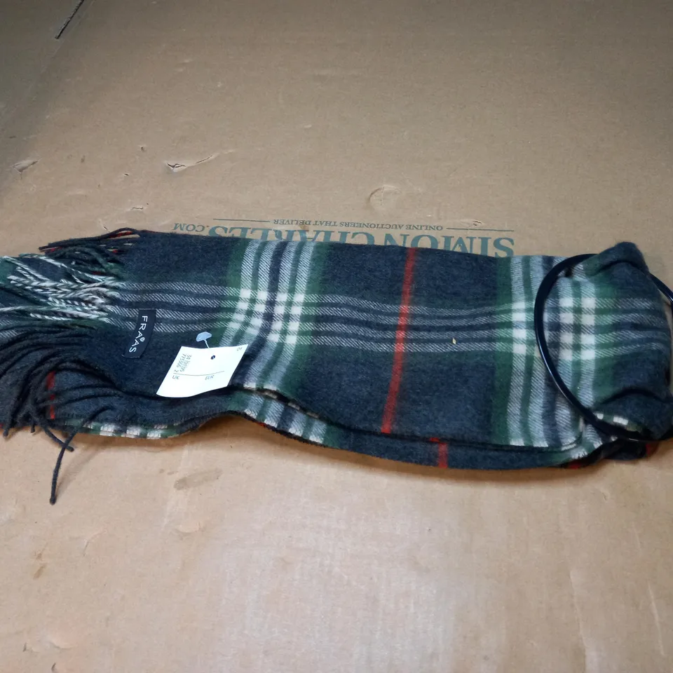 FRAAS TARTAN STYLE SCARF