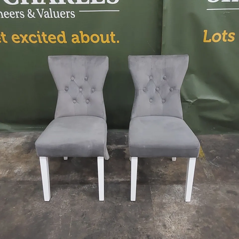 SET OF 2 BEWLEY LIGHT GREY FABRIC BUTTON BACK DINING CHAIRS WITH WHITE LEGS
