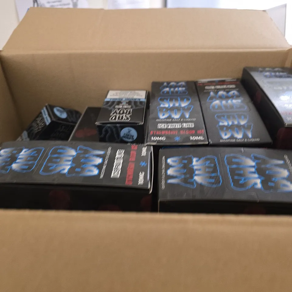 BOX OF APPROXIMATELY 15 ASSORTED SAD BOY E-LIQUID PRODUCTS TO INCLUDE - BLUEBERRY GRANOLA & ICE FRUIT LINE STRAWBERRY BLOOD ICE 