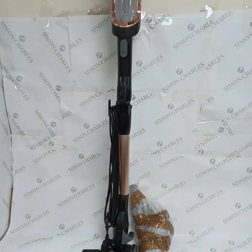 SHARK CORDED STICK VACUUM HZ500UKT - COLLECTION ONLY