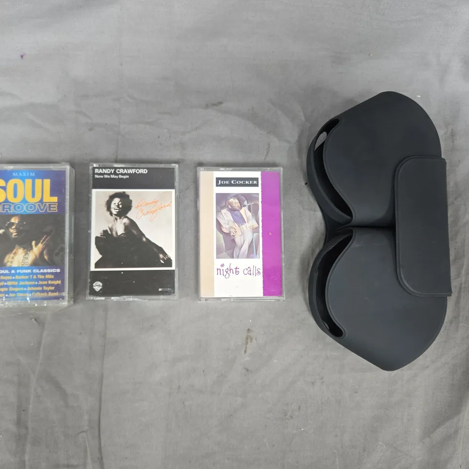 BOX OF APPROXIMATELY 5 ASSORTED HOUSEHOLD ITEMS TO INCLUDE VARIOUS AUDIO CASSETTES, ETC