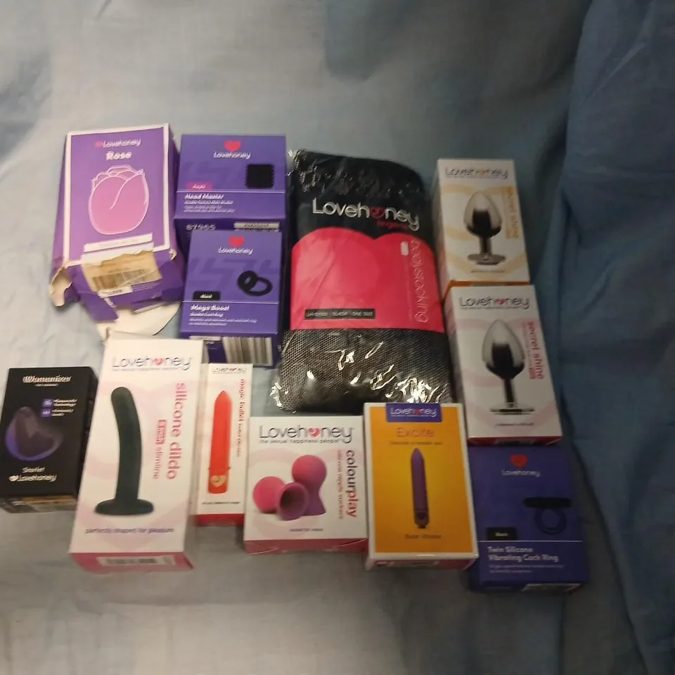 LOVEHONEY SEX TOY BUNDLE – ASSORTED BOXES (DILDOS, BULLETS, COCK RINGS) + LINGERIE BAG