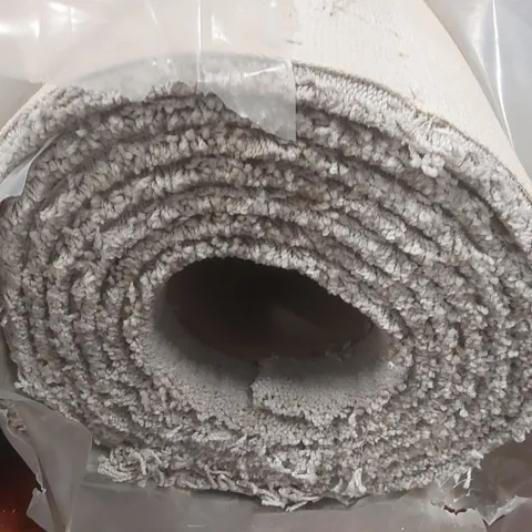 ROLL OF QUALITY EC HEARTLAND ULTRA FRANKLEY CARPET - APPROXIMATELY 4.2 x 4m