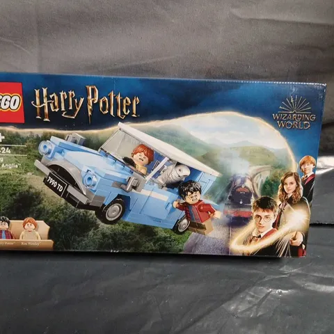 LEGO HARRY POTTER FLYING FORD ANGLIA – BOXED SET (7+)