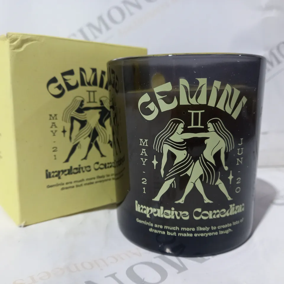 BOXED TYPO GEMINI BUTTER SCENTED ZODIAC CANDLE