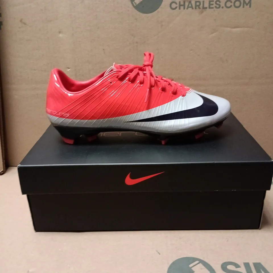 NIKE MERCURIAL SUPERFLY FG SE FOOTBALL BOOTS – MEN'S, UK 8.5 (US 9.5)