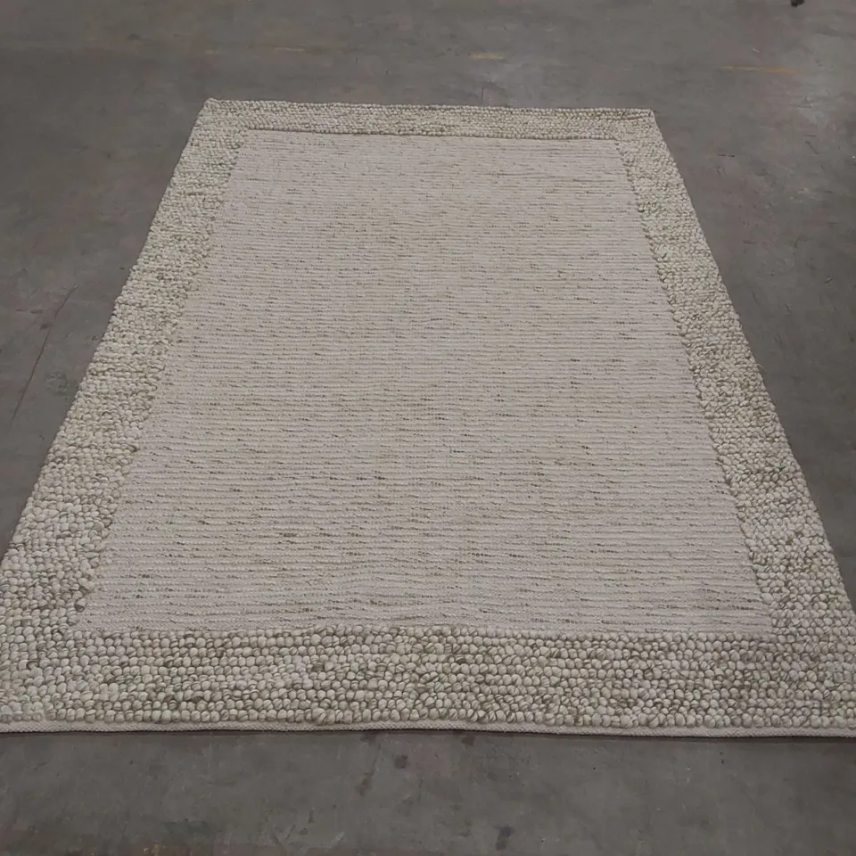 QUALITY DESIGNER AREA RUG - APPROXIMATELY 230 x 160cm