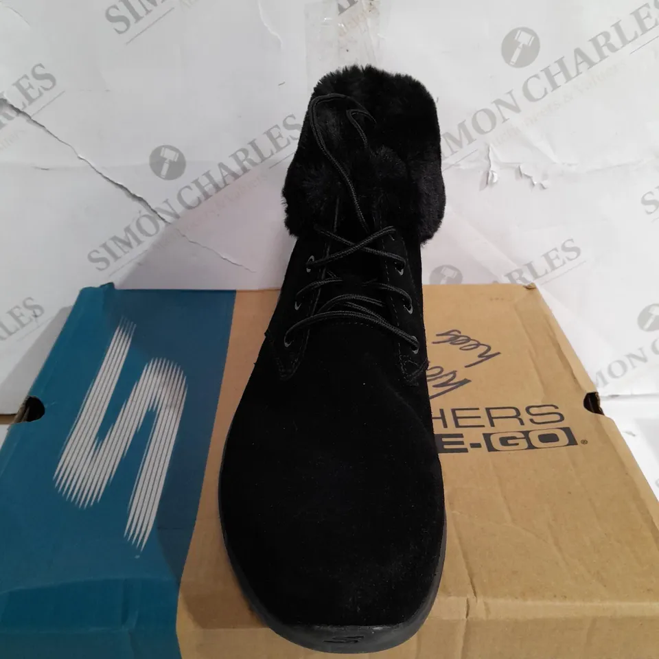 BOXED SKECHERS GO WALK STABILITY SUEDE BOOTS, BLACK - SIZE 8