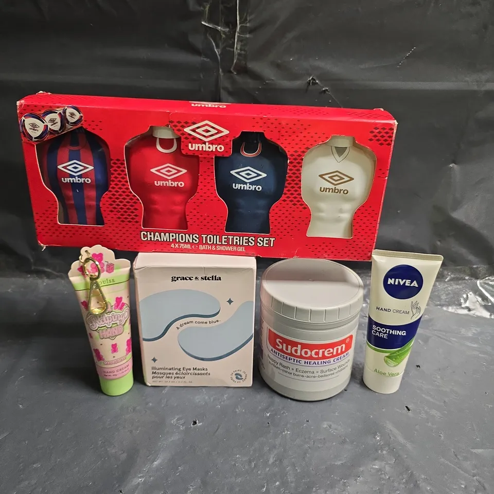 APPROXIMATEY 20 ASSORTED HEALTH AND BEAUTY PRODUCTS TO INCLUDE - UMBRO CHAMPIONS TOILETRIES SET - SUDOCREM AND NIVEA HAND CREAM