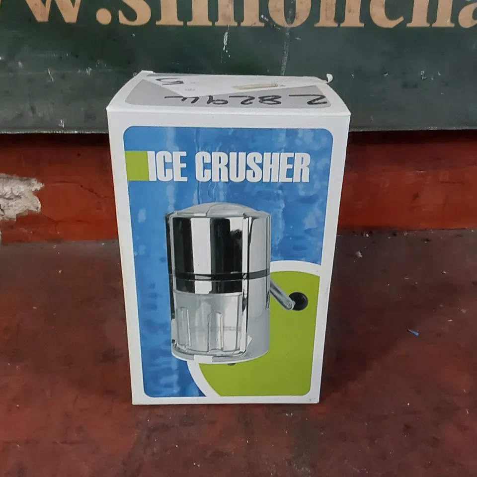 BOXED MANUAL ICE CRUSHER