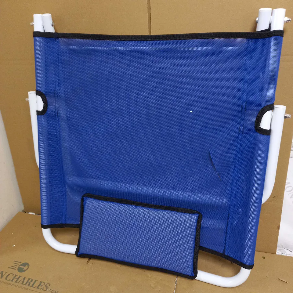 CAMPING CHAIR (BLUE)