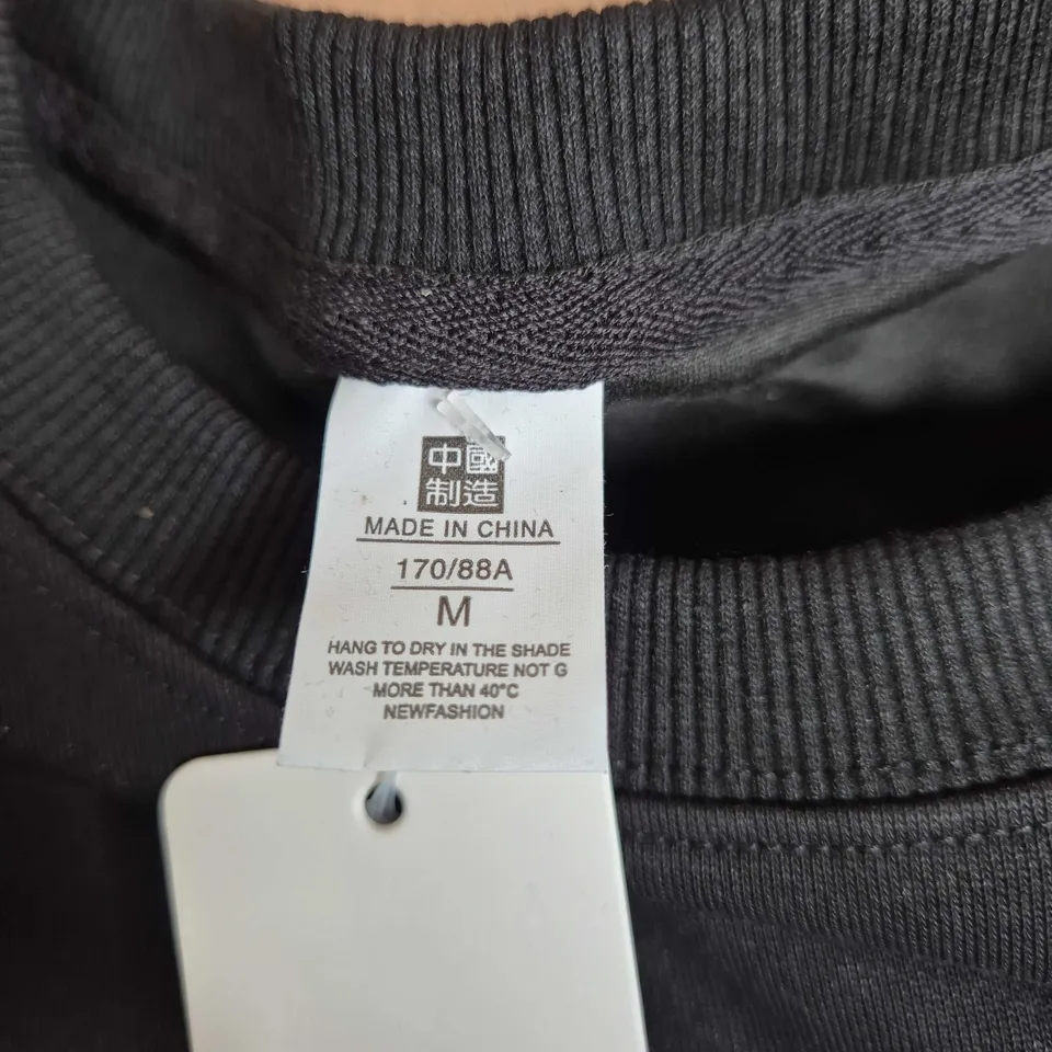 ALO YOGA BLACK CREWNECK SWEATSHIRT – UK M (170/88A)