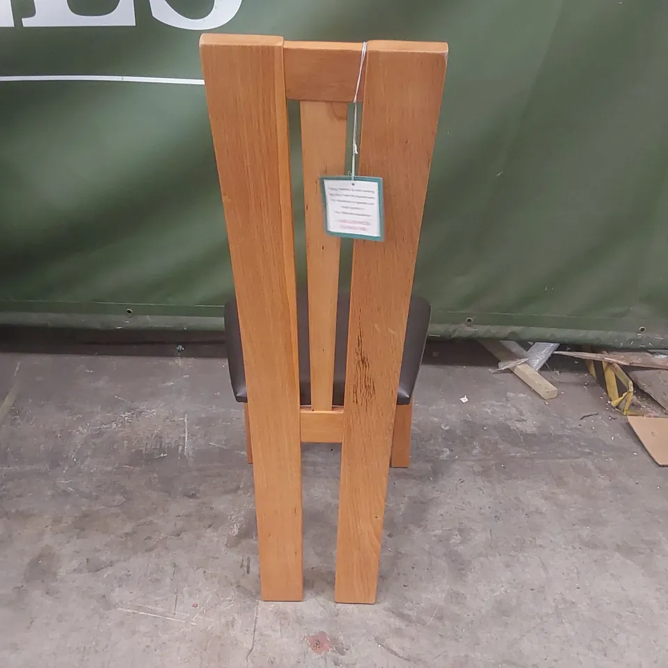 DESIGNER WOODEN DINING CHAIR WITH PADDED UPHOLSTERED SEAT