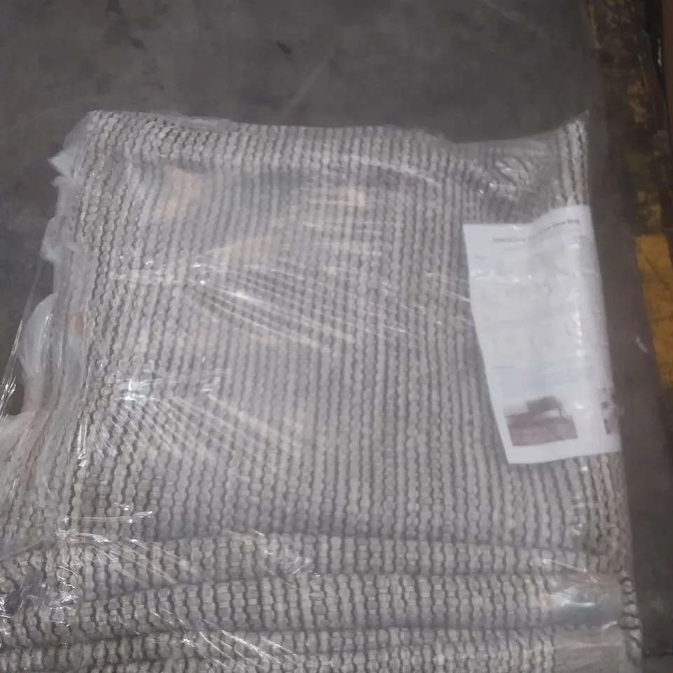 ELYSIAN WOOLEN RUG SIZE UNSPECIFIED 