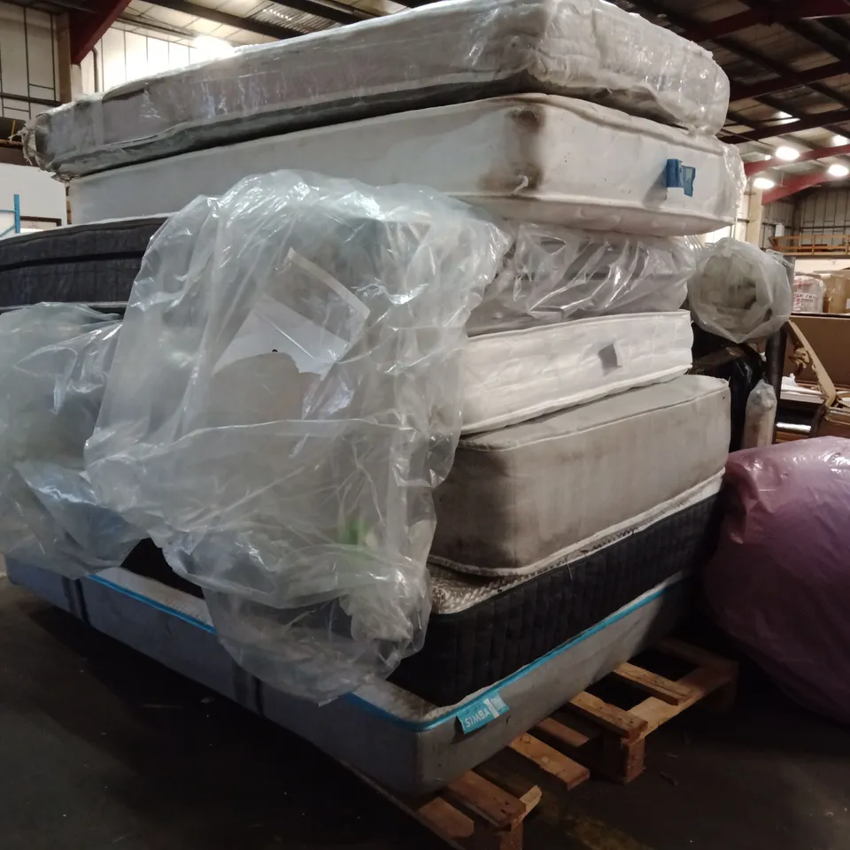 PALLET CONTAINING APPROXIMATELY 7 MATTRESSES