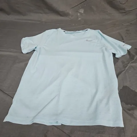 NIKE DRI-FIT TEE IN LIGHT BLUE SIZE L