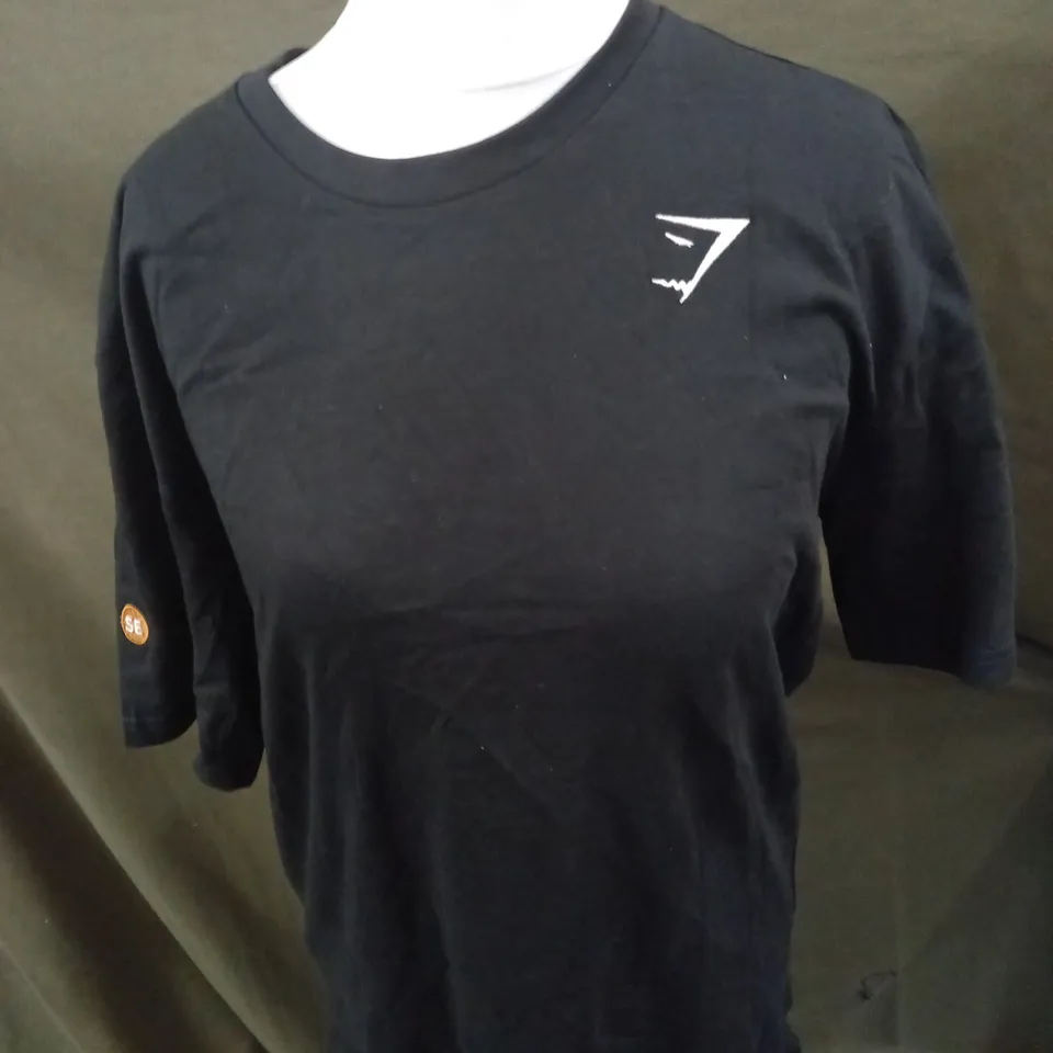 GYMSHARK LOGO T-SHIRT SIZE M