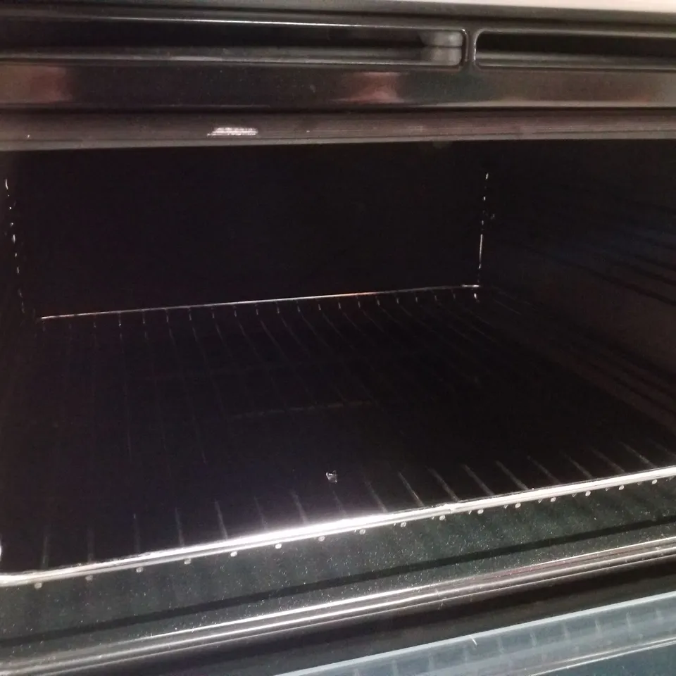 AEG BUILT UNDER ELECTRIC DOUBLE OVEN DUB331110M