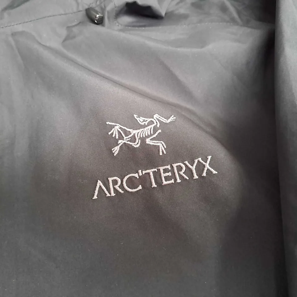 ARC'TERYX MENS BLACK COAT SIZE M