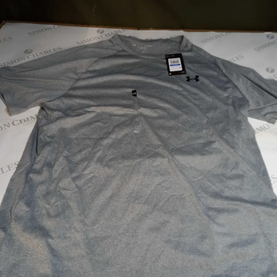 UNDER ARMOUR LOOSE T-SHIRT IN GREY - XL