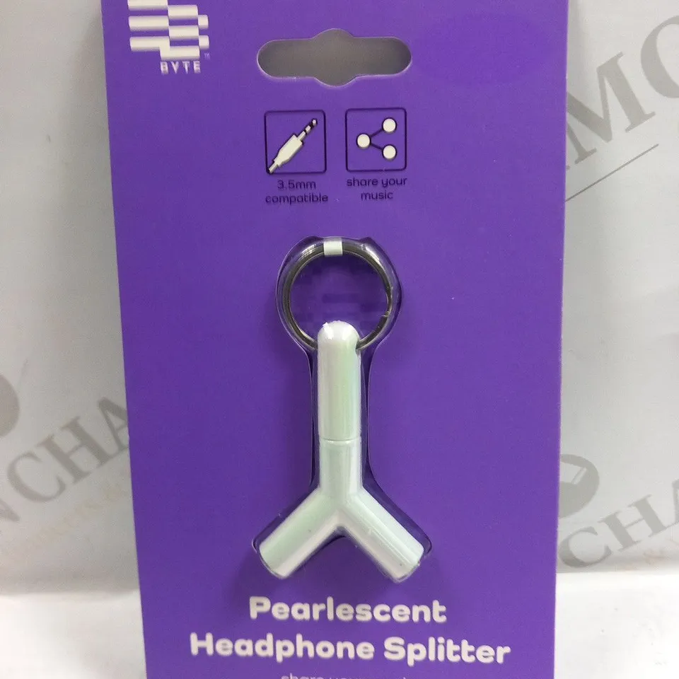 7 BYTE PEARLESCENT HEADPHONE SPLITTERS