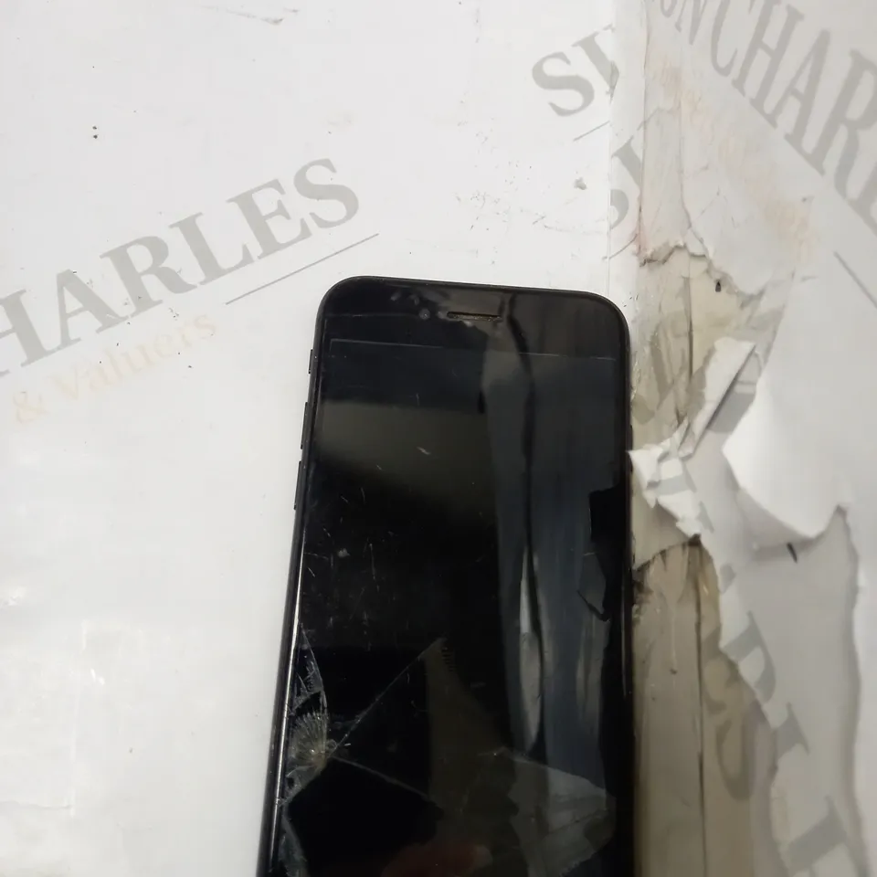 APPLE IPHONE 7 MODEL A1778