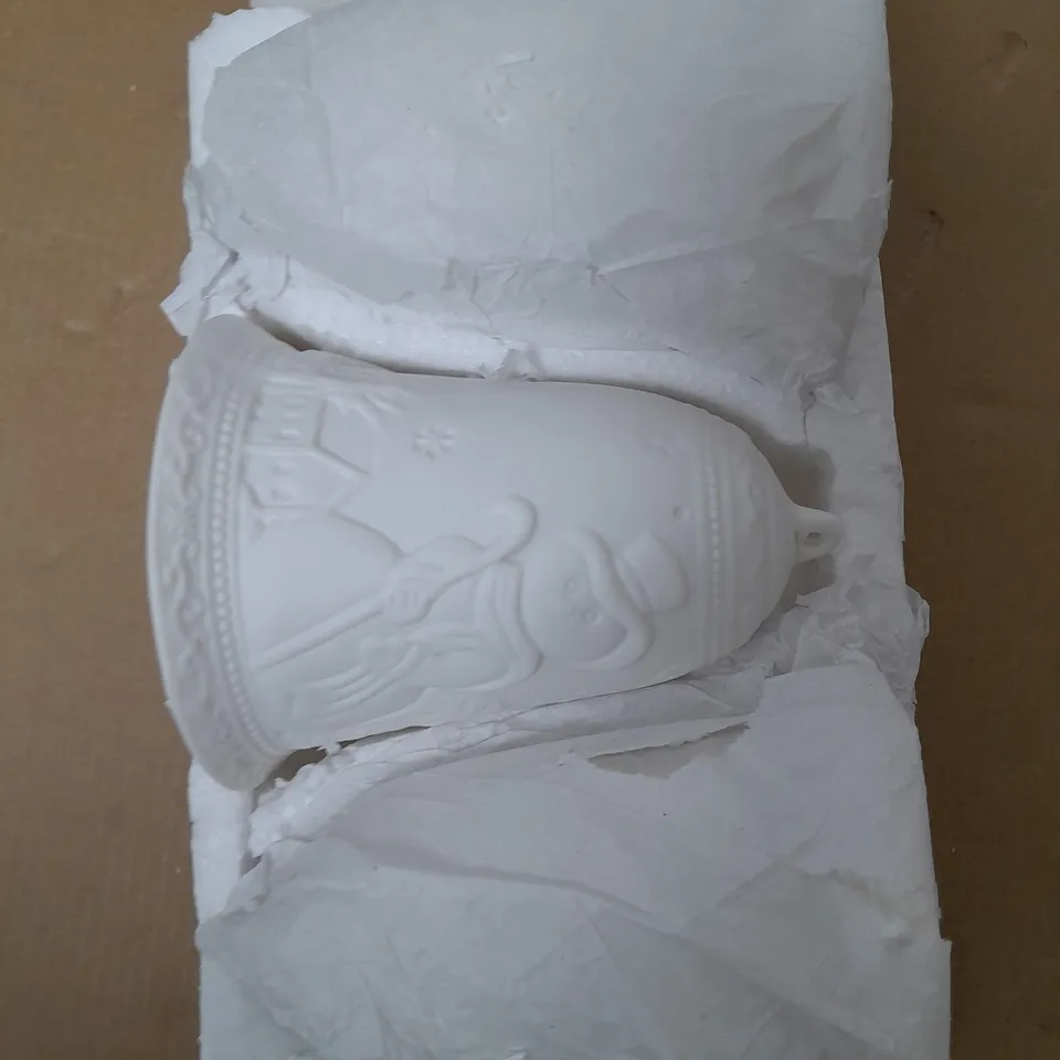 BOXED HOME REFLECTIONS 3 PORCELAIN BELLS