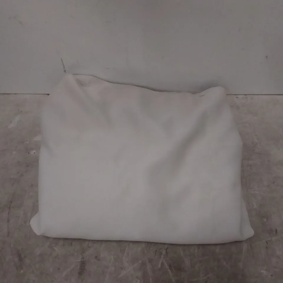 PACKAGED BEIGE CURTAIN 