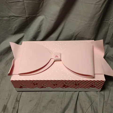 PLOUISE GIFT SET TO INCLUDE BAD BITCH ENERGY JUICE, BODY SCRUB ETC. BOXED