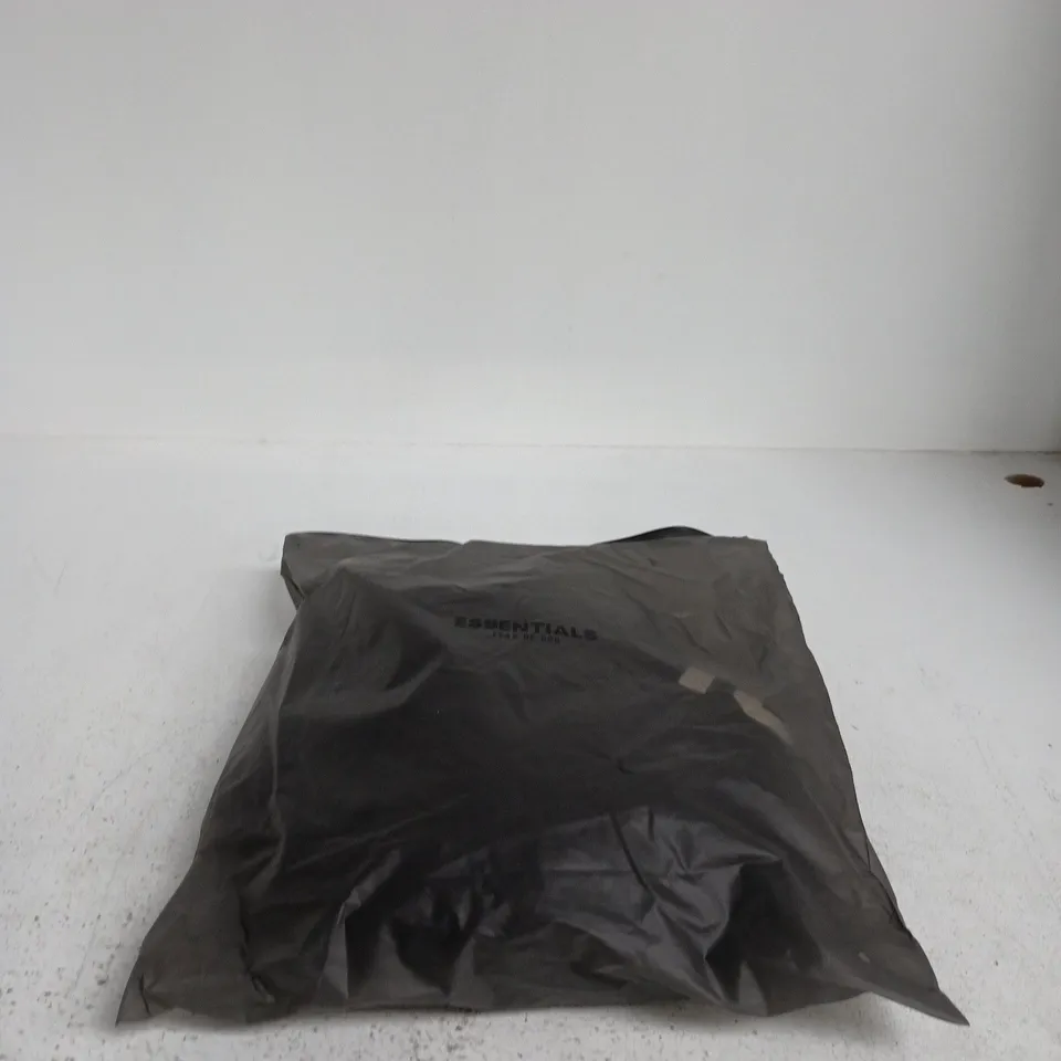 FEAR OF GOD ESSENTIALS IRON HOODIE – BLACK – UK SIZE S