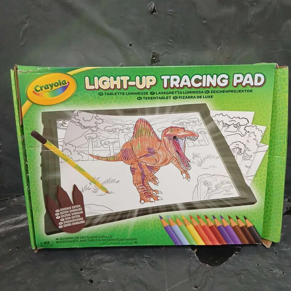 BOXED CRAYOLA DINOSAUR LIGHT-UP TRACING PAD