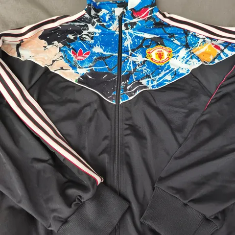 ADIDAS MANCHESTER UNITED TRACK JACKET X STONE ROSES - SIZE L