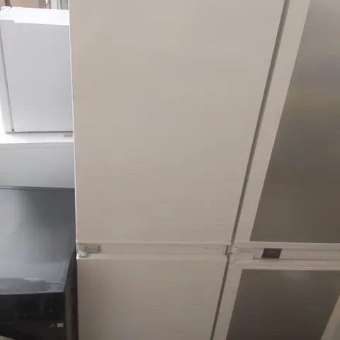 LOGIK LIFF5024 INTEGRATED 50/50 FRIDGE FREEZER - SLIDING HINGE