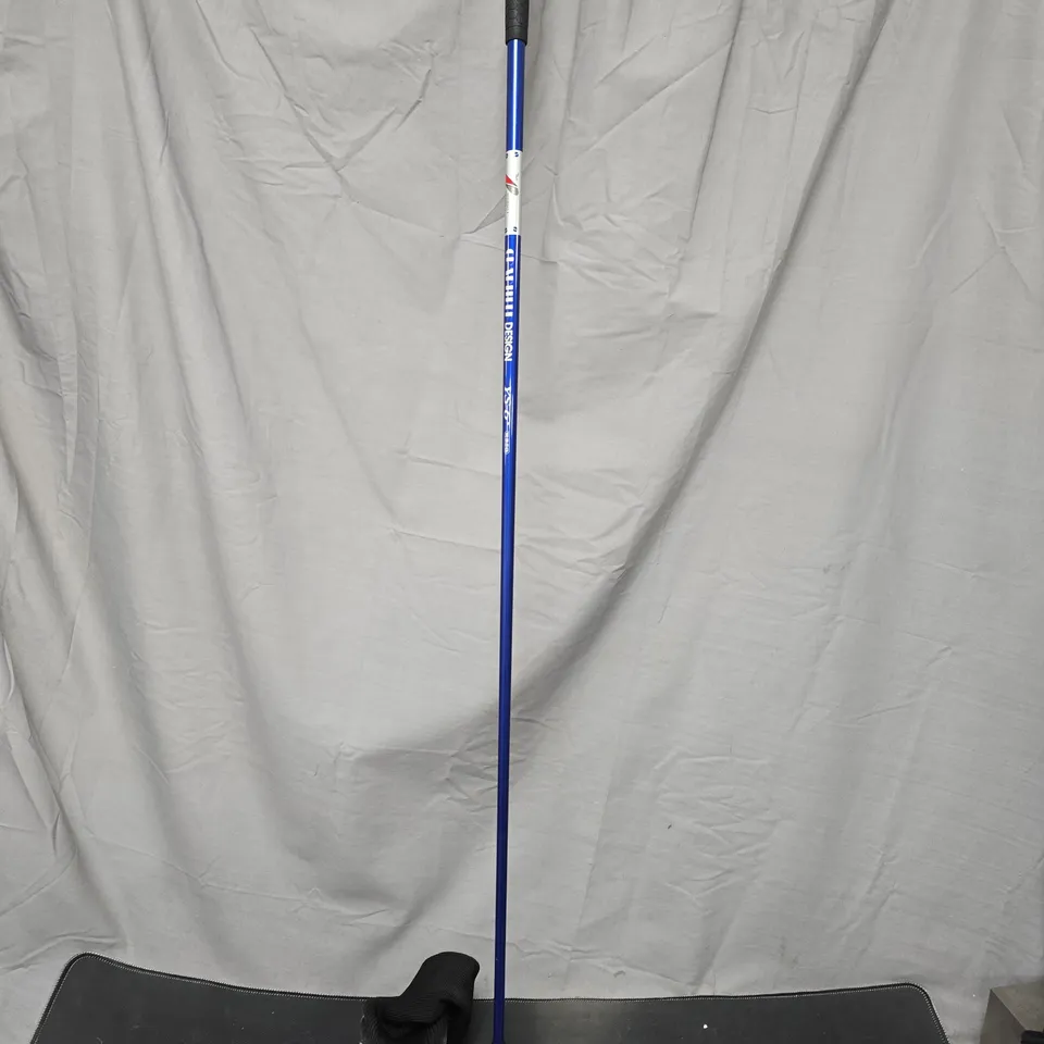 TOUR GOLF DRIVER WITH BLUE SHAFT 