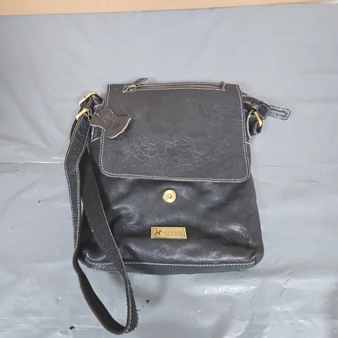CATWALK GENUINE LEATHER CROSSBODY BAG – BLACK