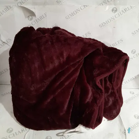 BOXED COZEE HOME HEATED THROW IN PLUM 