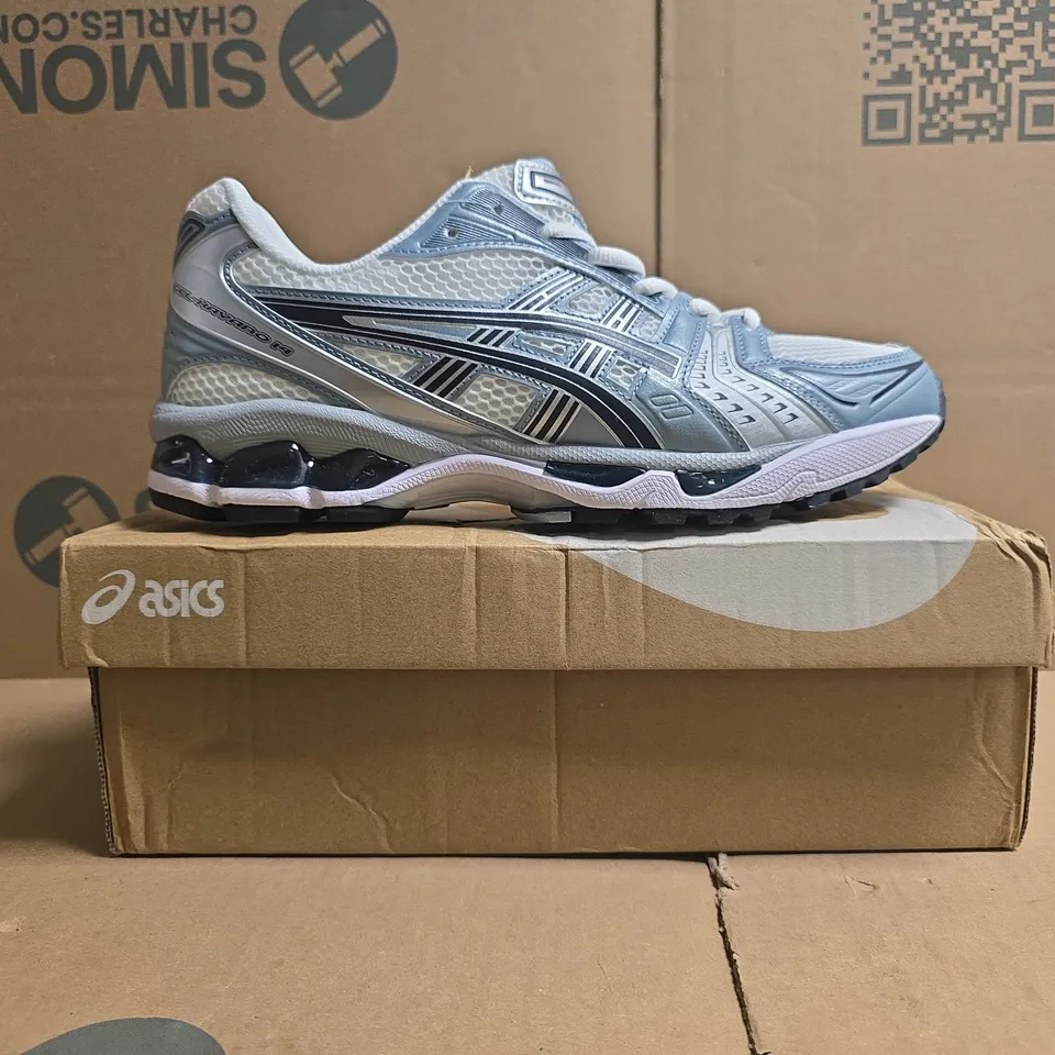 BOXED PAIR OF ASICS GEL-KAYANO 14 TRAINERS IN WHITE/GREY SIZE UK 8.5