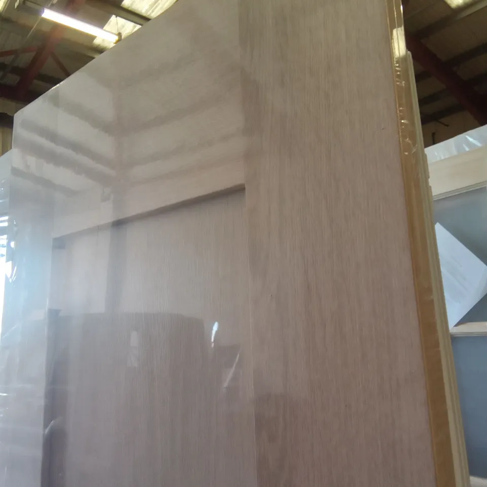 PACKAGED GEOM 4 PANEL SHAKER OAK VENEER INTERNAL DOOR 