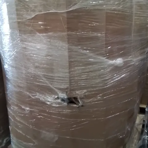 PALLET CONTAINING A LARGE QUANTITY OF ASSORTED GARDEN PRODUCTS TO INCLUDE;FESTOON SOLAR LIGHT,HOSES,SPIDER REPELLENT,SHEARS