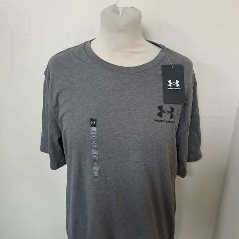 UNDER ARMOUR LOGO T-SHIRT SIZE M