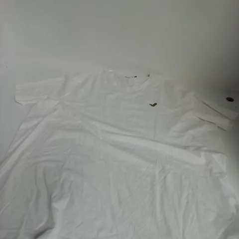 VOI JEANS CO WHITE TβSHIRT β 4XL