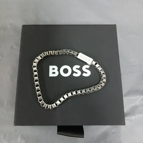 BOSS GENTS DEVON BOX CHAIN BLACK IP BRACELET