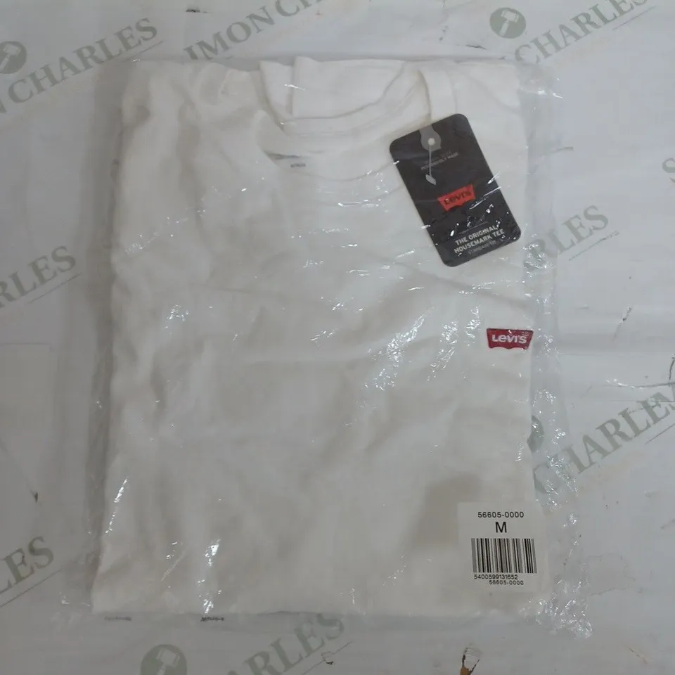 SEALED LEVI WHITE T-SHIRT - MEDIUM