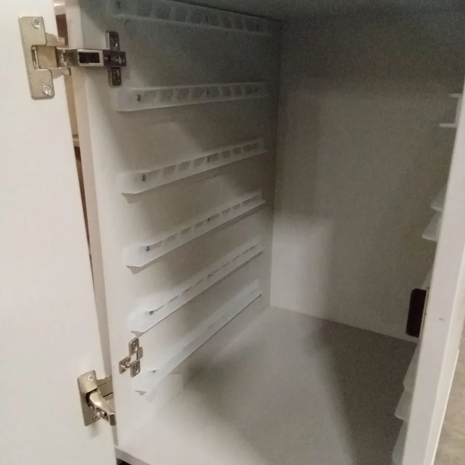 STORAGE CABINET ON WHEELS