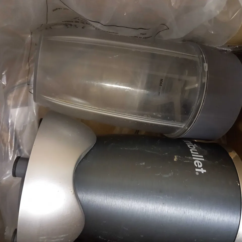 NUTRIBULLET BLENDER
