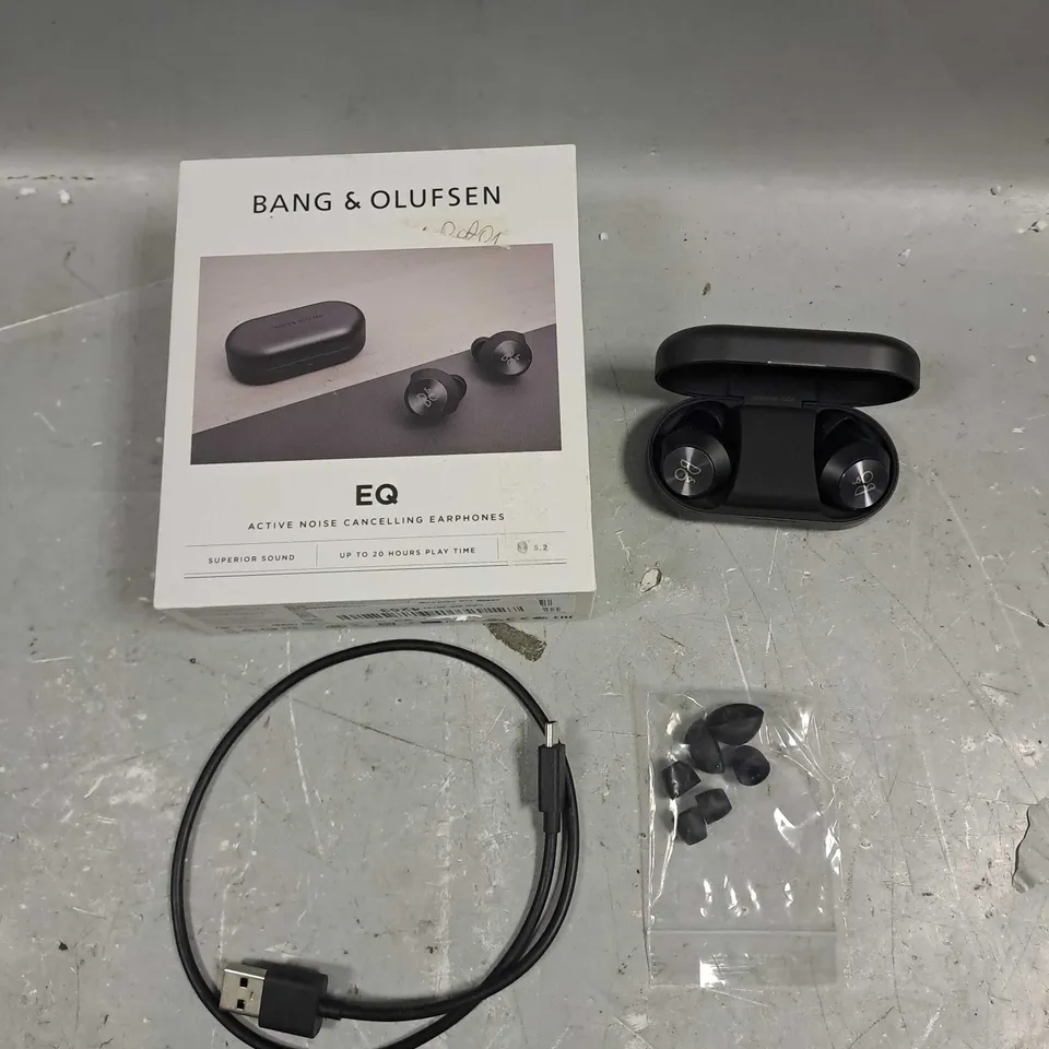 BOXED BANG & OLUFSEN EQ ACTIVE NOISE CANCELLING EARPHONES IN BLACK