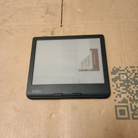 RAKUTEN KOBO EBOOK DEVICE UNBOXED