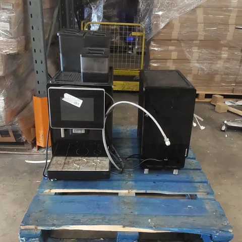 FRANKE A600 COMMERCIAL COFFEE MACHINE WITH MILK CHILLER