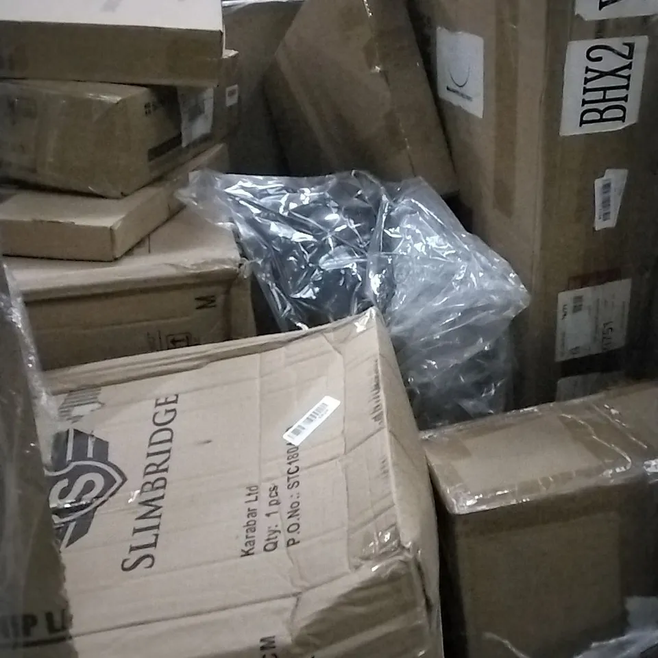 PALLET OF ASSORTED ITEMS INCLUDING LEVEL 8 SUITCASE, VAPSINT TAP FIXTURE, RISING CUSHION, ACEKOOL AIR FRYER AND METAL DETECTOR
